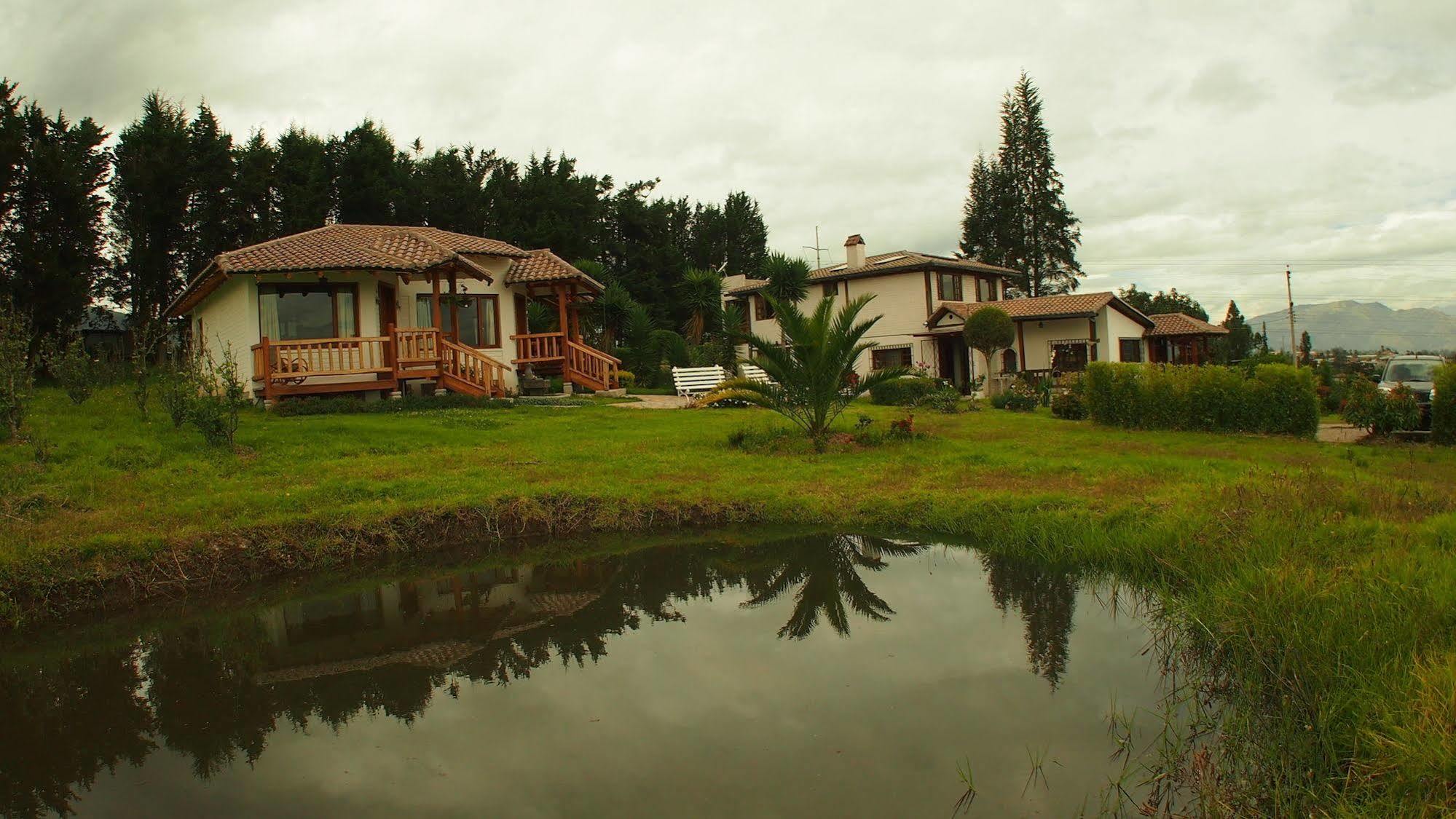 Posada Mirolindo Quito Luaran gambar