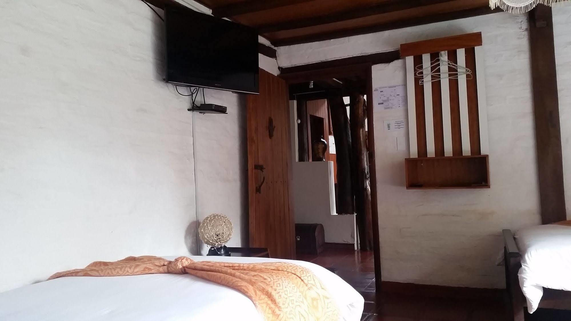 Posada Mirolindo Quito Luaran gambar